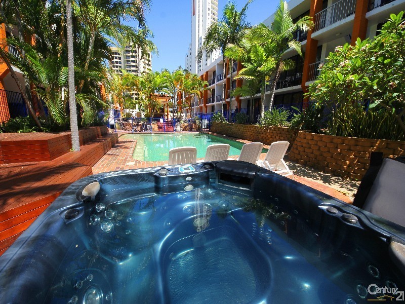11/2877 Gold Coast Highway, Surfers Paradise QLD 4217