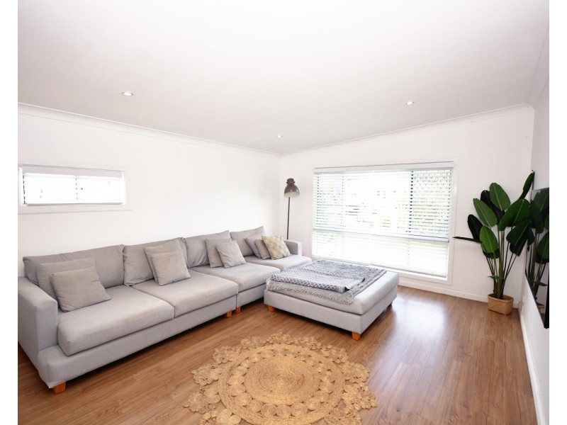 12 Wynflo Street, Labrador QLD 4215