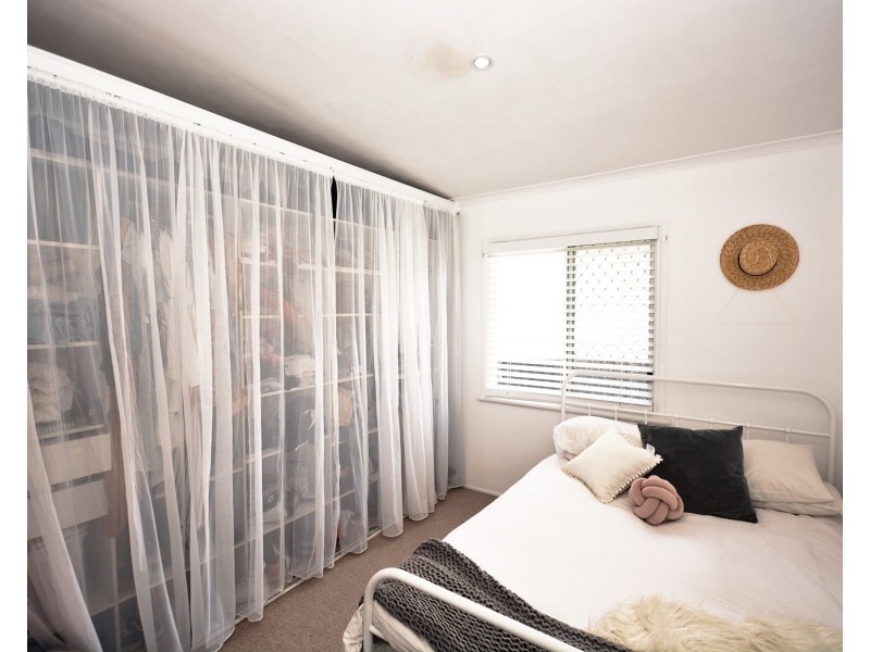 12 Wynflo Street, Labrador QLD 4215