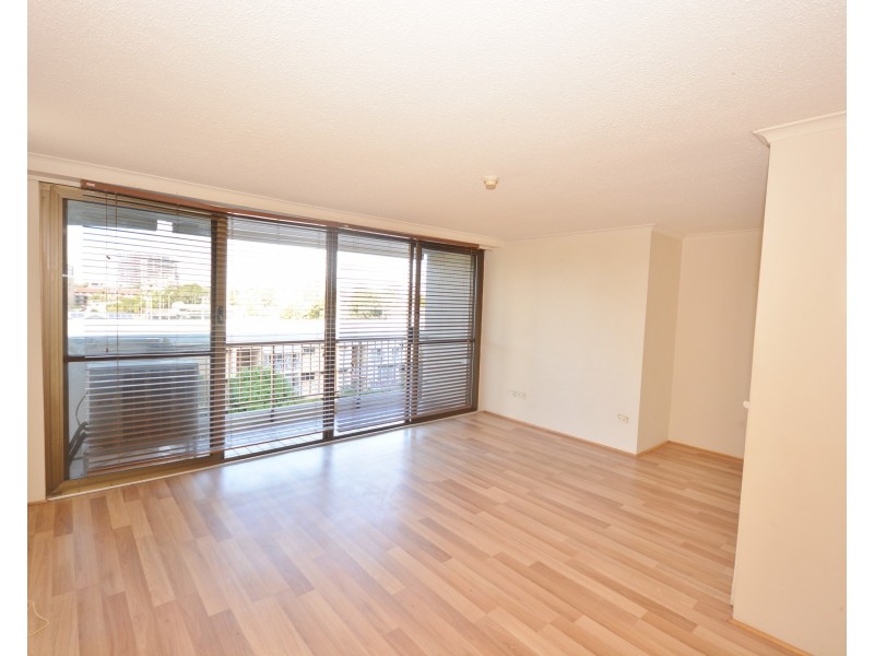 4D/10  Marine Parade, Southport QLD 4215