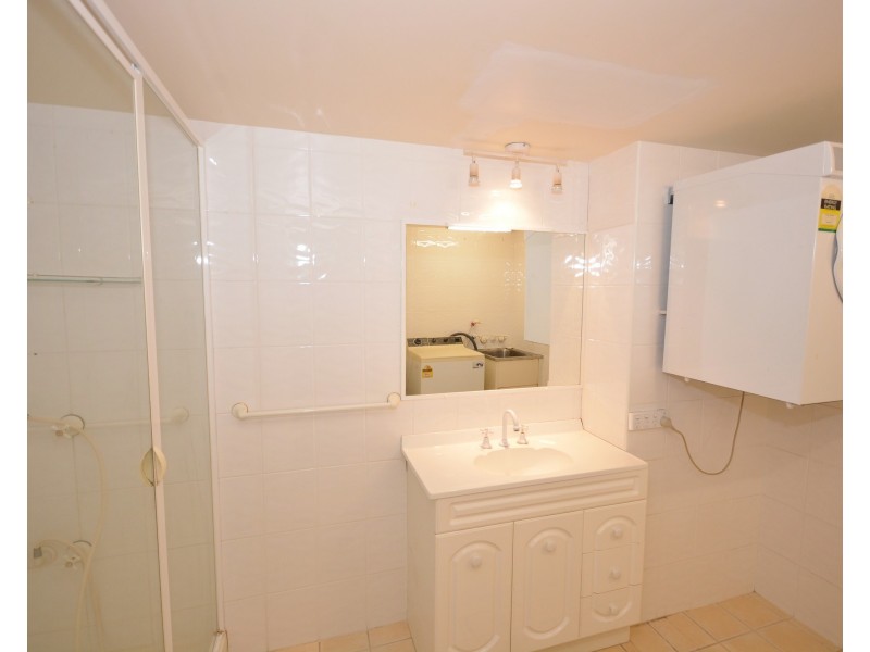 4D/10  Marine Parade, Southport QLD 4215