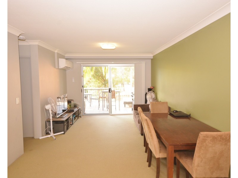 1/22  Oleander Avenue, Biggera Waters QLD 4216