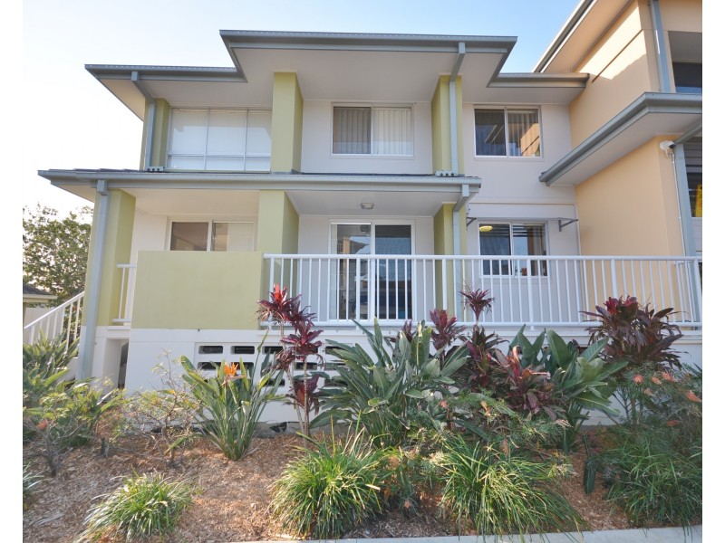1/22  Oleander Avenue, Biggera Waters QLD 4216