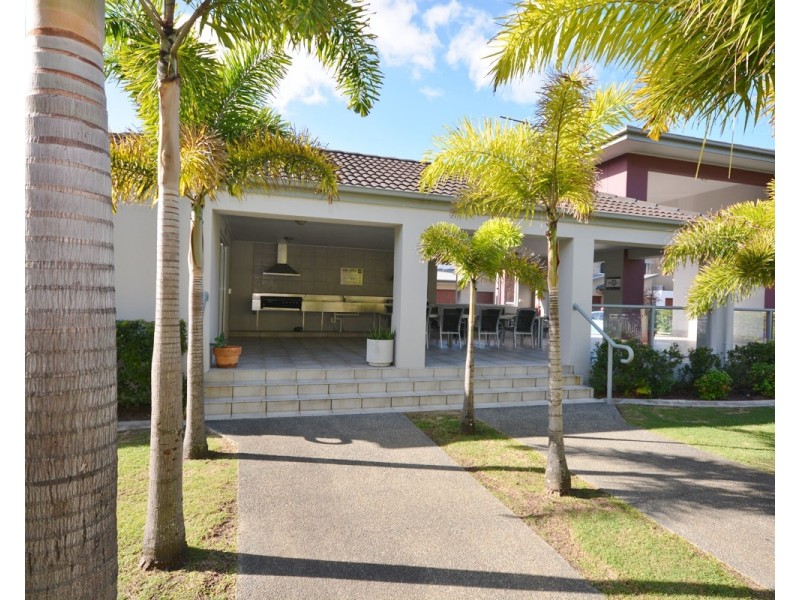 1/22  Oleander Avenue, Biggera Waters QLD 4216