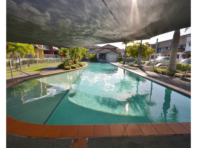 1/22  Oleander Avenue, Biggera Waters QLD 4216