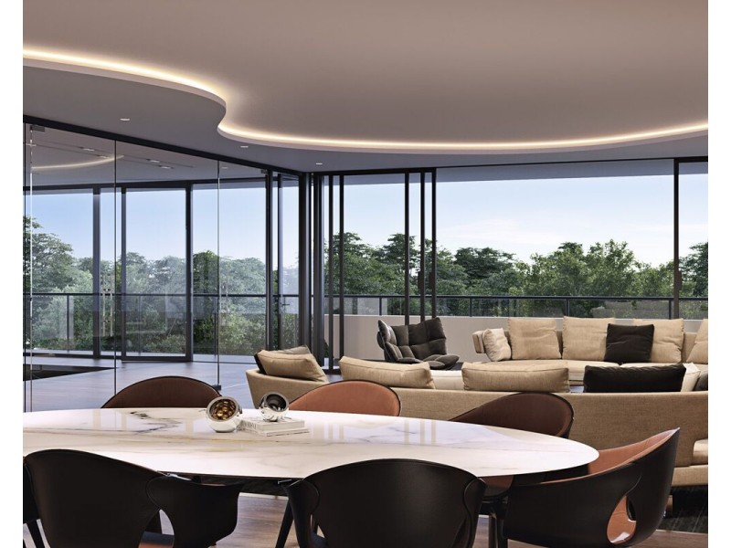 1  Grant Avenue, Hope Island QLD 4212