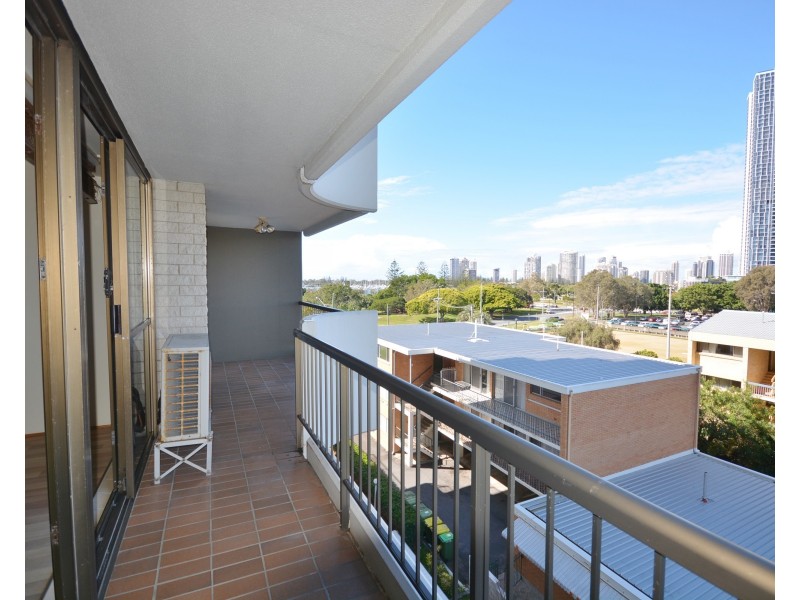 4D/10  Marine Parade, Southport QLD 4215