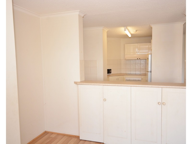 4D/10  Marine Parade, Southport QLD 4215