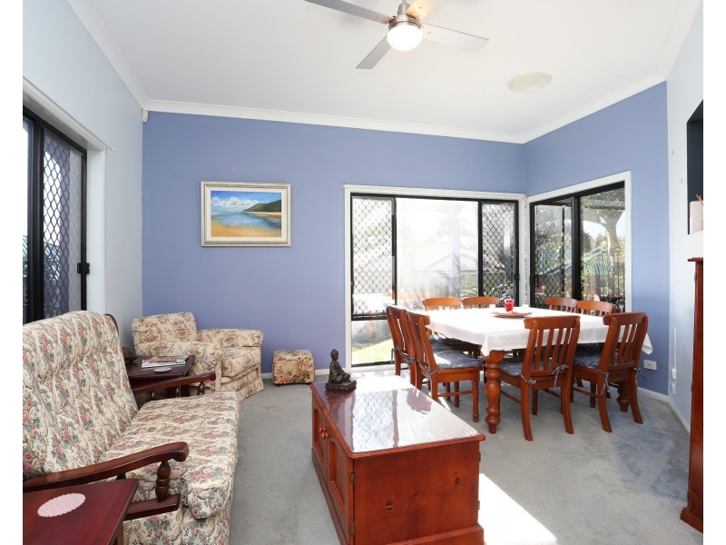 4 Mintwood Place, Molendinar QLD 4214