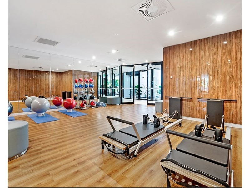 5   Harbourside Court, Biggera Waters QLD 4216