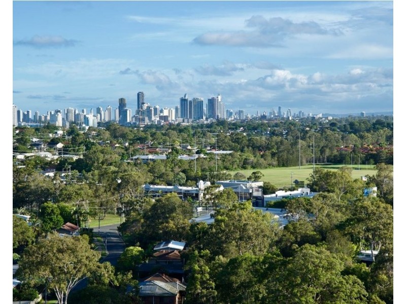 5   Harbourside Court, Biggera Waters QLD 4216