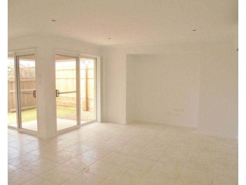 6a Freedman Drive, Willow Vale QLD 4209