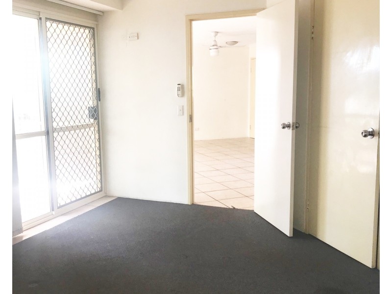 6/146 Marine Parade, Southport QLD 4215