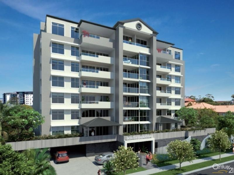 8-14 Waverley Street, Southport QLD 4215