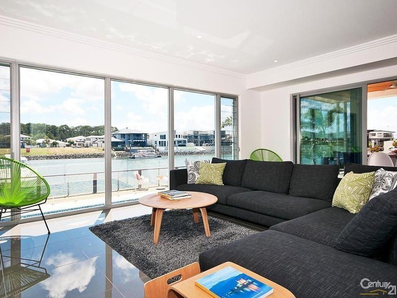 Hope Island QLD 4212