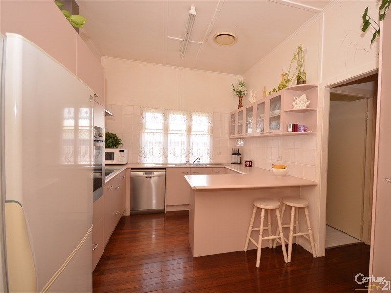 57 North Street, Southport QLD 4215