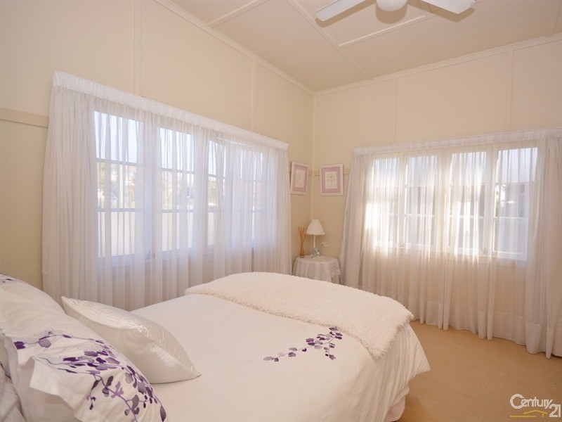 57 North Street, Southport QLD 4215