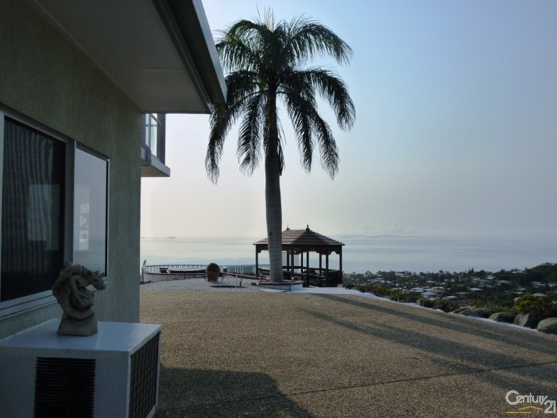 227 Panorama Drive, Barlows Hill QLD 4703