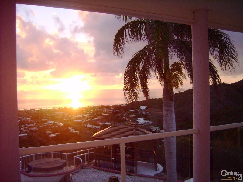 227 Panorama Drive, Barlows Hill QLD 4703