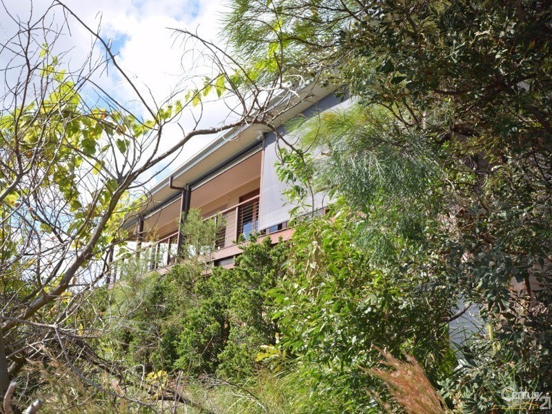 13 Trochus Place, Tangalooma QLD 4025