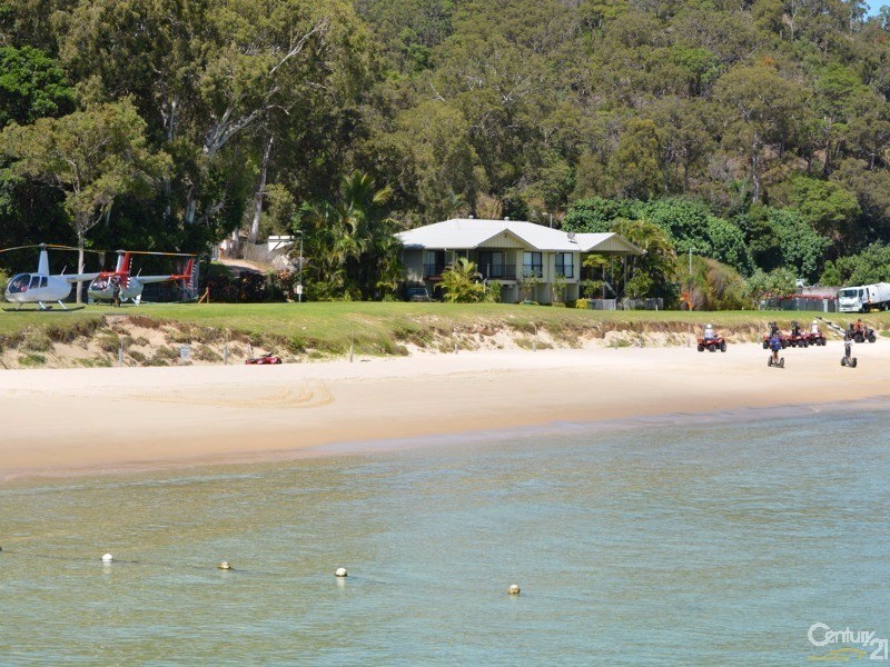 13 Trochus Place, Tangalooma QLD 4025