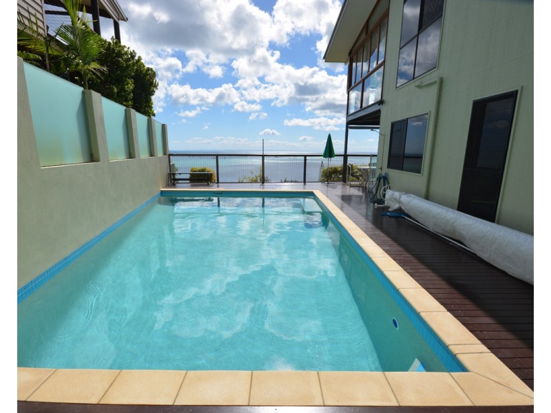 11 Trochus Place, Tangalooma QLD 4025