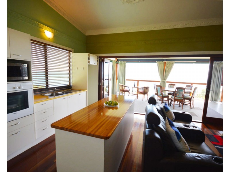 11 Trochus Place, Tangalooma QLD 4025