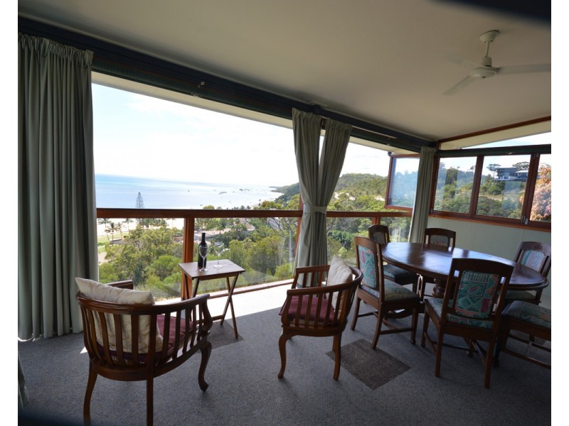 11 Trochus Place, Tangalooma QLD 4025