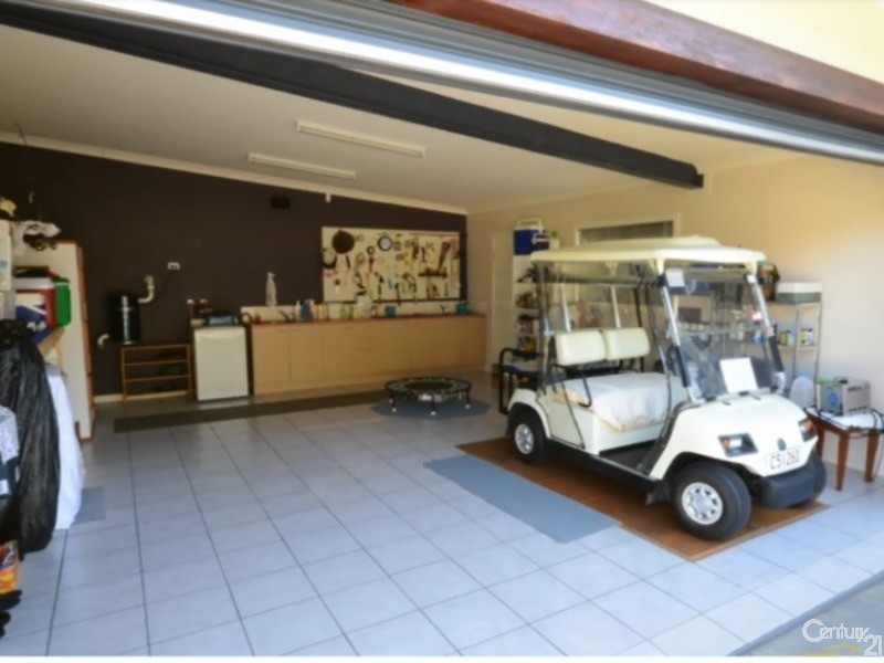 11 Trochus Place, Tangalooma QLD 4025