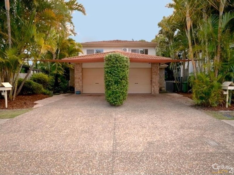 1 and 2/22  Proud Street, Labrador QLD 4215