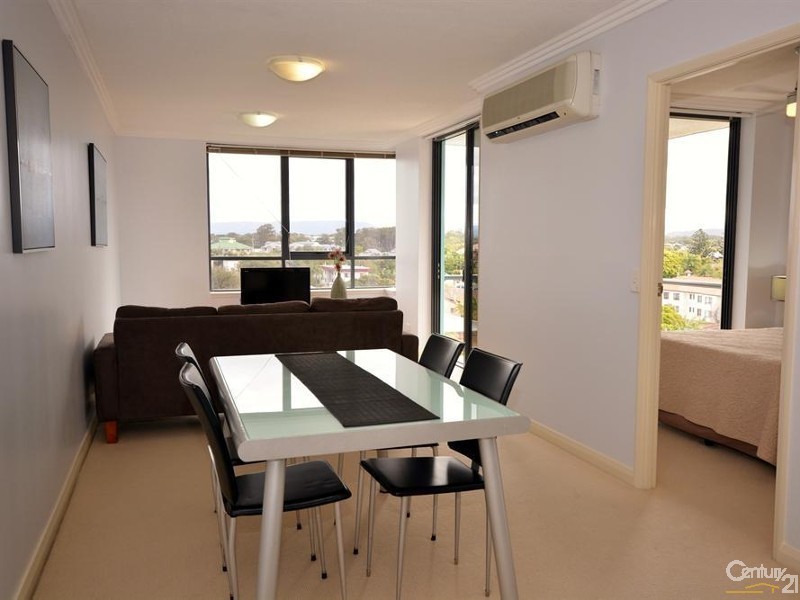 27/136 Marine Parade, Southport QLD 4215