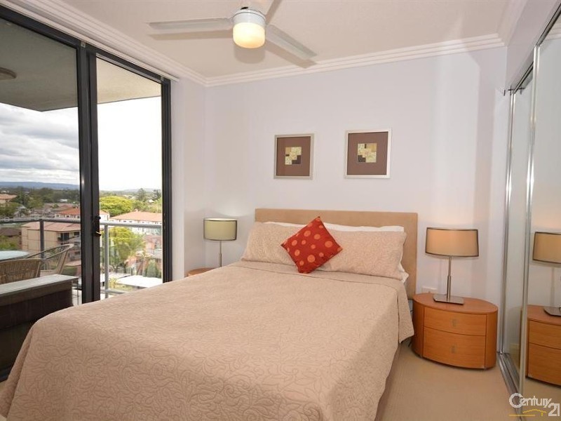 27/136 Marine Parade, Southport QLD 4215