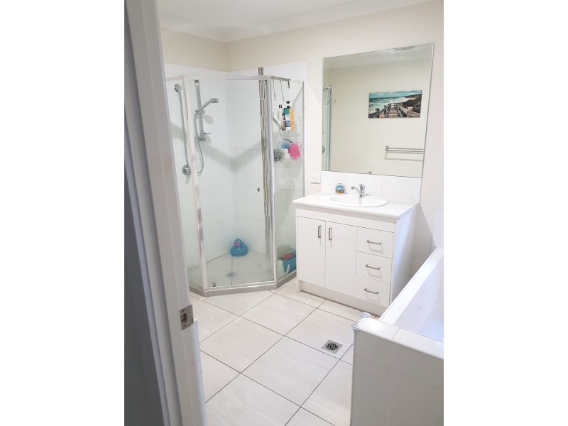 24 Palmerston Place, Coomera QLD 4209