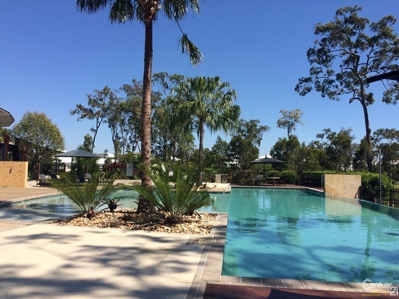 24 Palmerston Place, Coomera QLD 4209