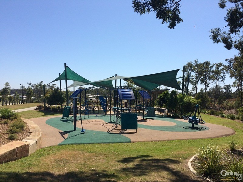 24 Palmerston Place, Coomera QLD 4209