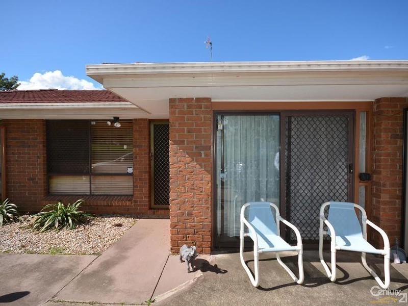 2/291A Government Rd, Labrador QLD 4215