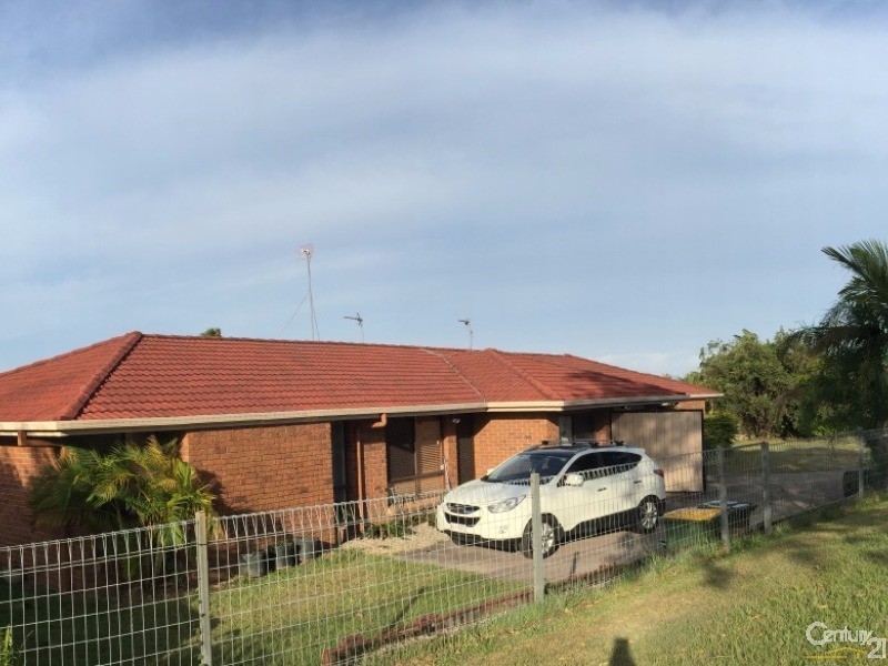 2/291A Government Rd, Labrador QLD 4215