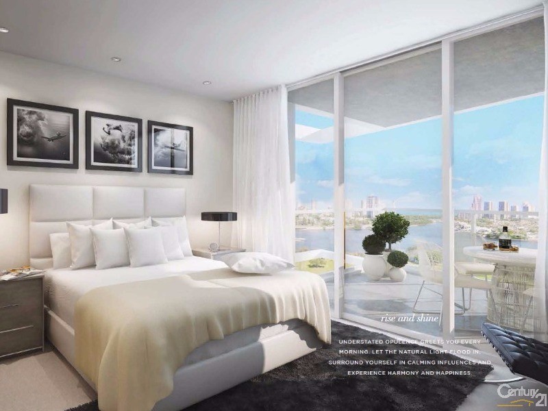 30 Brighton Parade, Southport QLD 4215