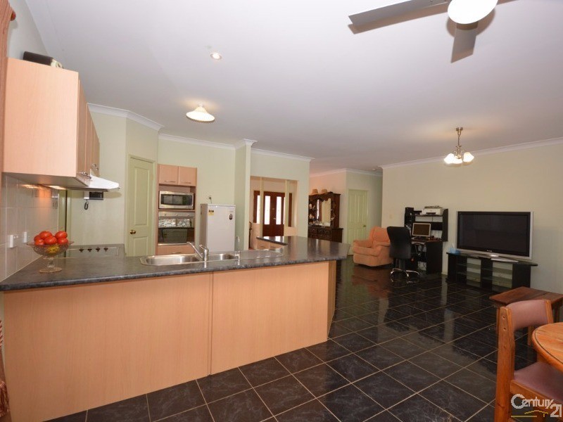 77B Waterfall Drive, Wongawallan QLD 4210