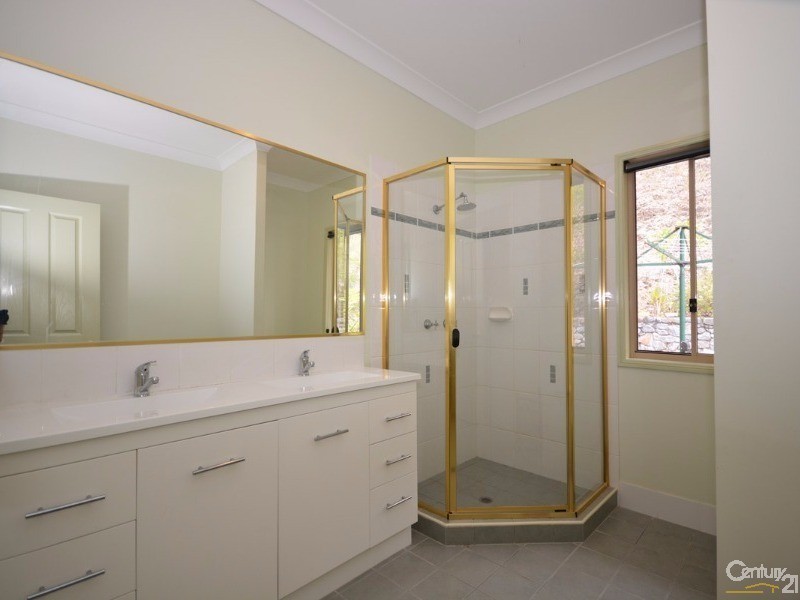 77B Waterfall Drive, Wongawallan QLD 4210