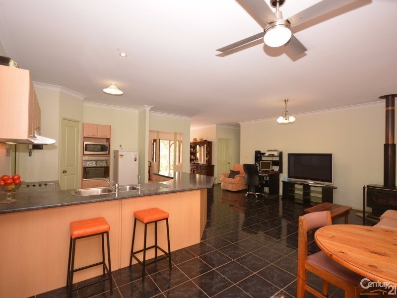 77B Waterfall Drive, Wongawallan QLD 4210