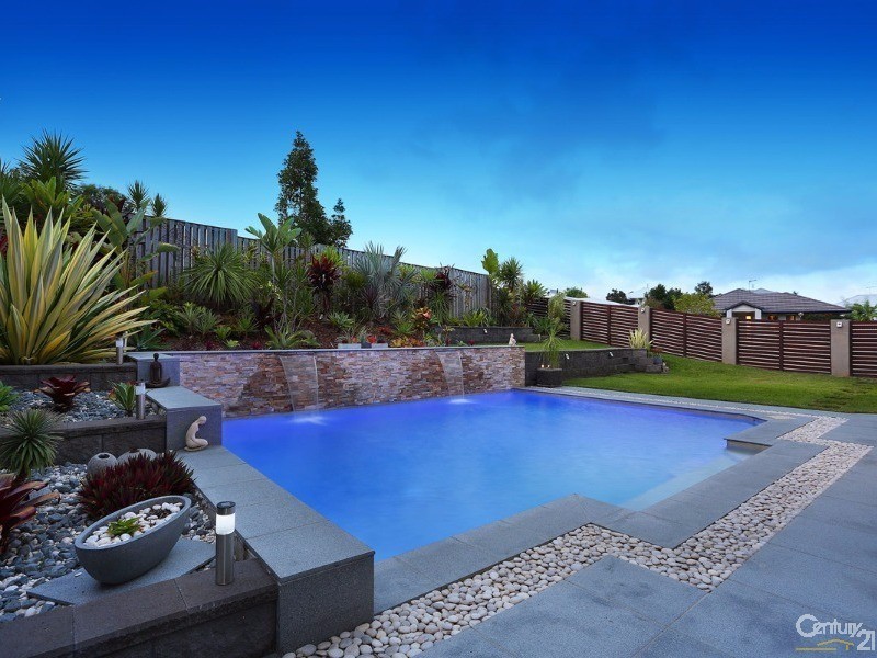 6 Garawarra Crescent, Upper Coomera QLD 4209