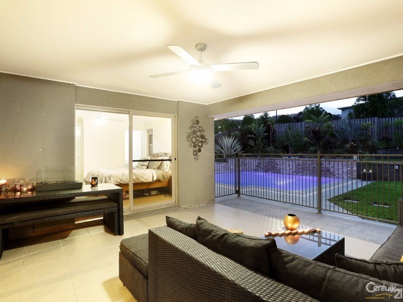 6 Garawarra Crescent, Upper Coomera QLD 4209