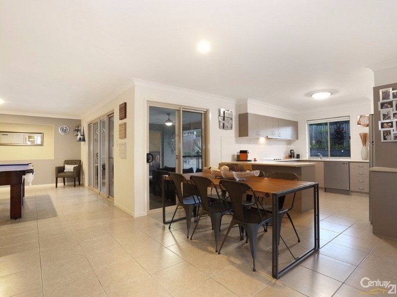 6 Garawarra Crescent, Upper Coomera QLD 4209