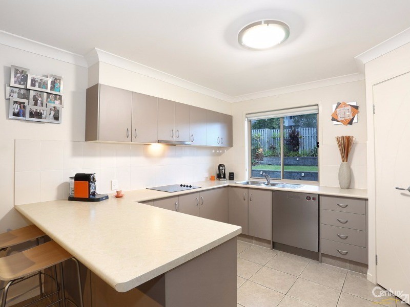 6 Garawarra Crescent, Upper Coomera QLD 4209