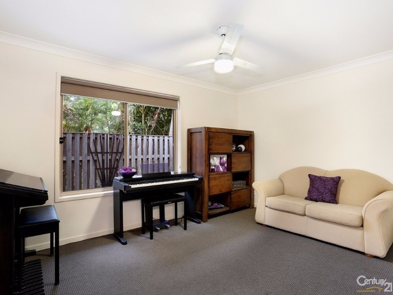 6 Garawarra Crescent, Upper Coomera QLD 4209