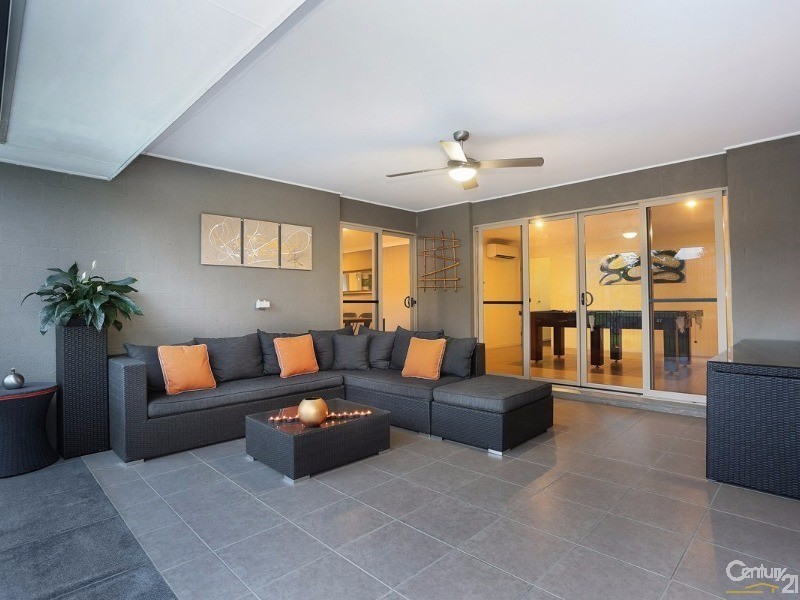 6 Garawarra Crescent, Upper Coomera QLD 4209