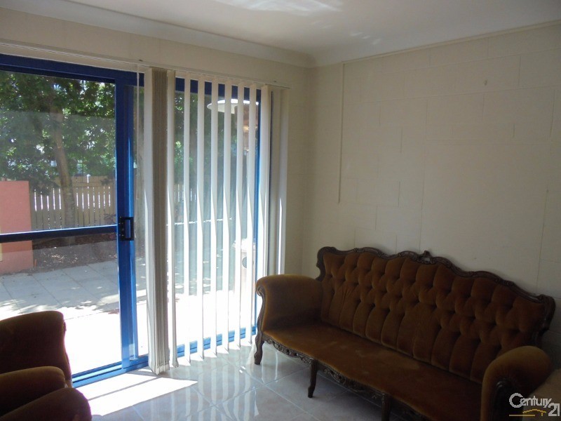 2/12 Brighton Street, Biggera Waters QLD 4216