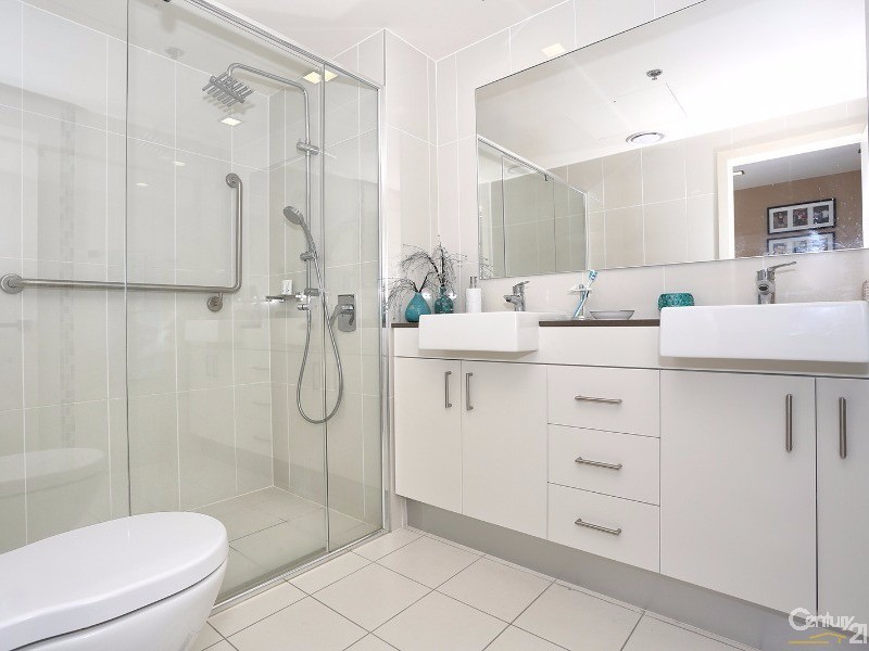 2105/34 Scarborough Street, Southport QLD 4215