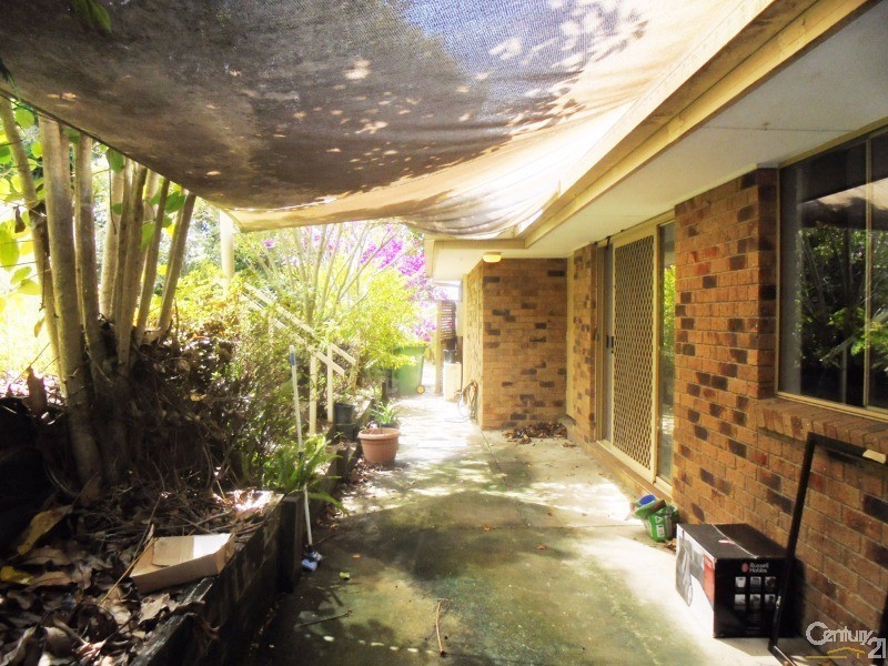 28 Allied Drive, Arundel QLD 4214